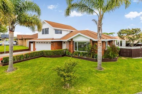 Photo of property in 15 Newinn Crescent, East Tamaki Heights, Auckland, 2016