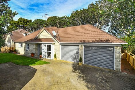 Photo of property in 2/2 Tampin Road, Hillpark, Auckland, 2102