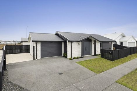 Photo of property in 86 Franks Way, Papamoa Beach, Papamoa, 3118