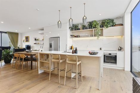 Photo of property in Sugar Lane Apartments, 11/31 Rawene Road, Birkenhead, Auckland, 0626