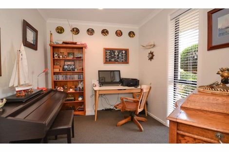 Photo of property in 53a Shepherd Road, Kerikeri, 0230