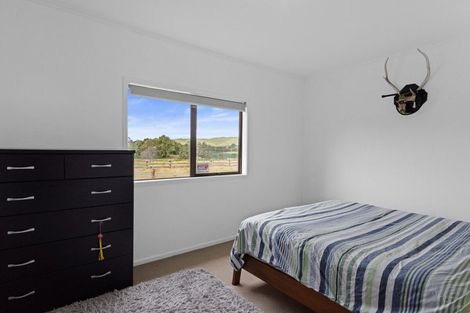 Photo of property in 92 Ohinepanea Road, Pukehina, Te Puke, 3186