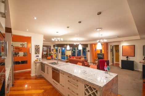 Photo of property in 16 Ihaka Street, Hokowhitu, Palmerston North, 4410