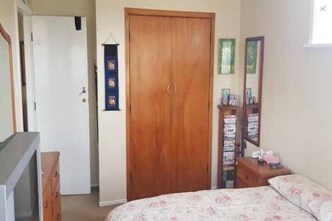 Photo of property in 15 Charles Street, Clouston Park, Upper Hutt, 5018