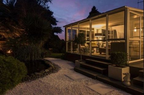 Photo of property in 13 Parkdale Place, Glenview, Hamilton, 3206