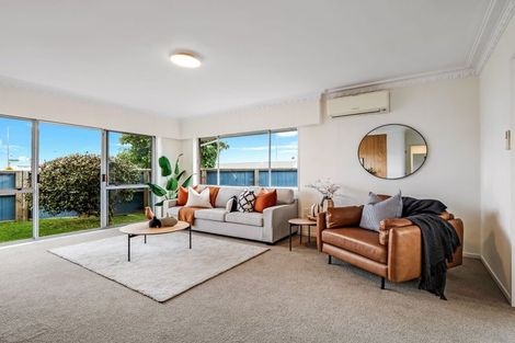 Photo of property in 2 Tupaea Place, Otumoetai, Tauranga, 3110