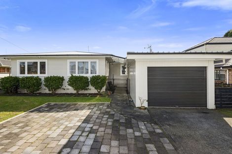 Photo of property in 1/6 Alexander Street, Papakura, 2110