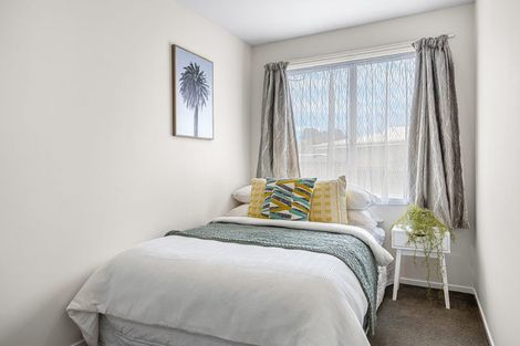 Photo of property in 18b Kuaka Crescent, Bromley, Christchurch, 8062