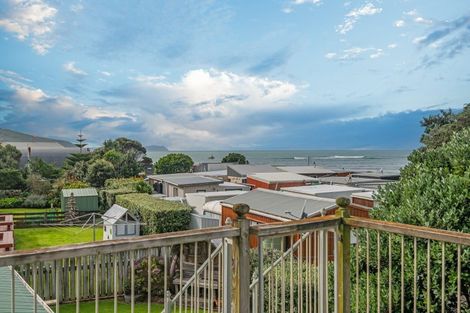 Photo of property in 69 Akitio Esplanade, Akitio, Pongaroa, 4991