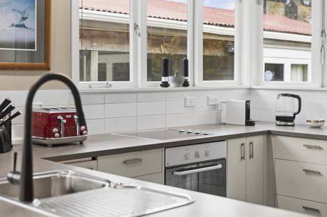 Photo of property in 15 Hampton Place, St Andrews, Hamilton, 3200