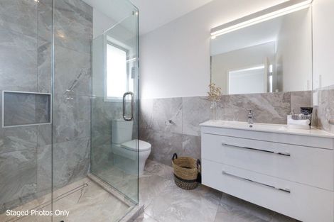 Photo of property in 110 Roberts Line, Kelvin Grove, Palmerston North, 4414