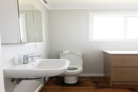 Photo of property in 51 High Street, Island Bay, Wellington, 6023