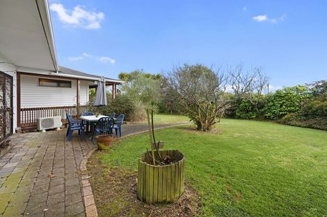 Photo of property in 10 Winara Avenue, Waikanae, 5036