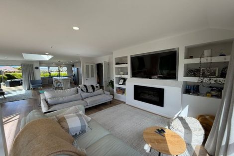 Photo of property in 20 Sunrise Avenue, Mount Maunganui, 3116