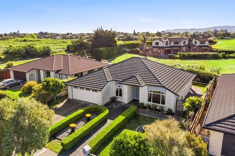 Photo of property in 194 Milne Drive, Paraparaumu, 5032