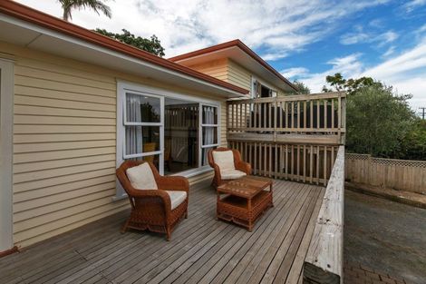 Photo of property in 40 Mountain Road, Mangere Bridge, Auckland, 2022