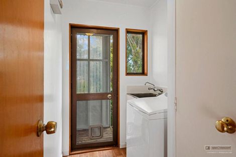 Photo of property in 1/32 Parakai Avenue, Parakai, 0830