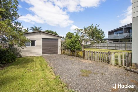 Photo of property in 24 Koutunui Road, Athenree, Katikati, 3177