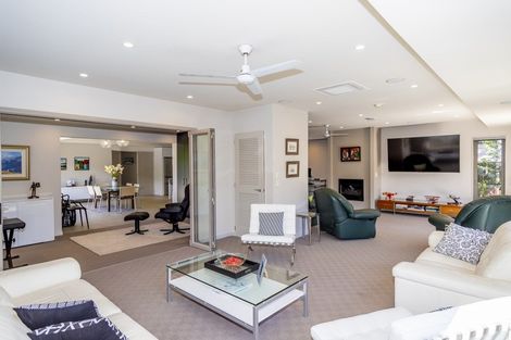 Photo of property in 21 Hood Crescent, Arrowtown, 9302