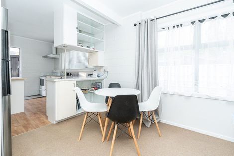 Photo of property in 5/875 Heaphy Terrace, Claudelands, Hamilton, 3214