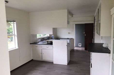 Photo of property in 20 Treeway, Sunnyhills, Auckland, 2010