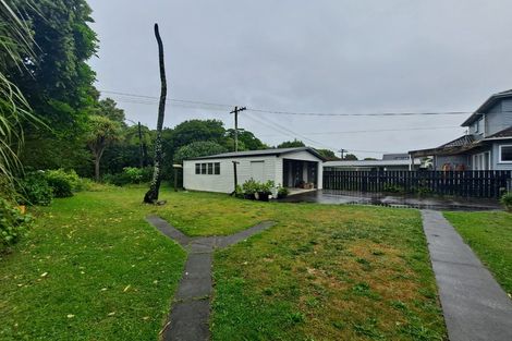 Photo of property in 35 Somerset Street, Brooklands, New Plymouth, 4310