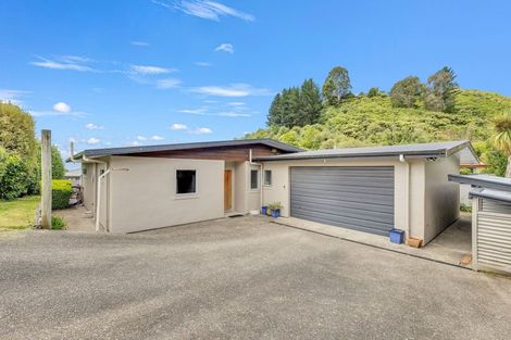Photo of property in 57 Richmond Road, Pohara, Takaka, 7183