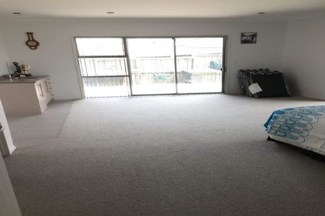 Photo of property in 106b Karewa Parade, Papamoa Beach, Papamoa, 3118