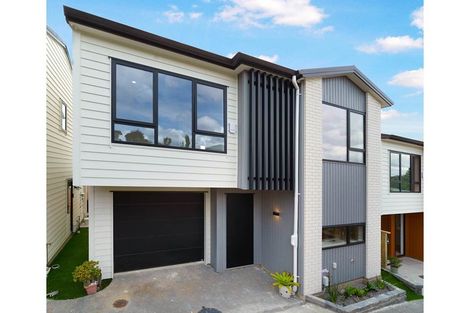 Photo of property in 8b Mason Street, New Lynn, Auckland, 0600