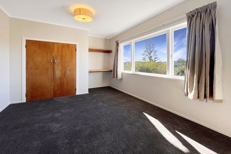 Photo of property in 1/77 Stanley Road, Glenfield, Auckland, 0629