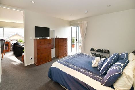 Photo of property in 205/252 Centreway Road, Orewa, 0931