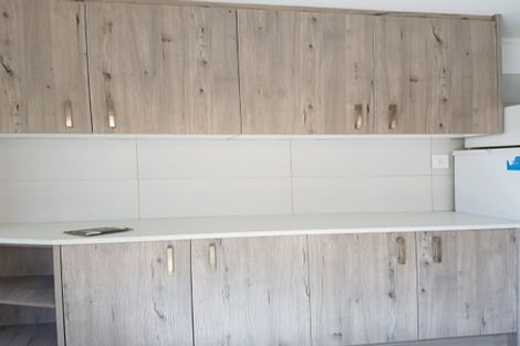 Photo of property in 208 Don Buck Road, Massey, Auckland, 0614