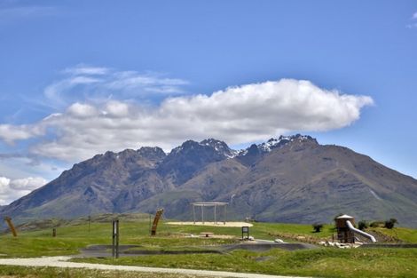 Photo of property in 24 Shepherd Road, Jacks Point, Queenstown, 9371