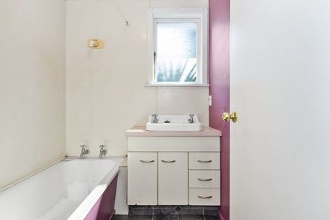 Photo of property in 15a Henderson Crescent, Parkvale, Tauranga, 3112