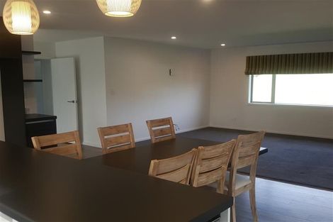 Photo of property in 13 Heta Road, Highlands Park, New Plymouth, 4312