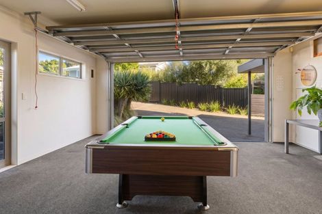 Photo of property in 7a Justin Place, Te Atatu Peninsula, Auckland, 0610