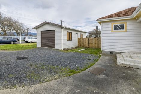 Photo of property in 59 Tiro Tiro Road, Levin, 5510