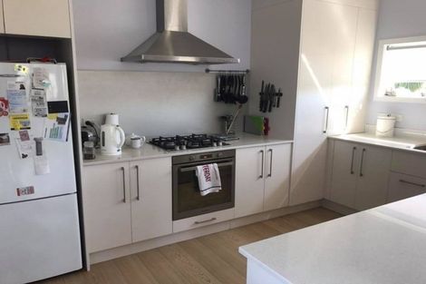 Photo of property in 4 Caterer Lane, Paraparaumu, 5032