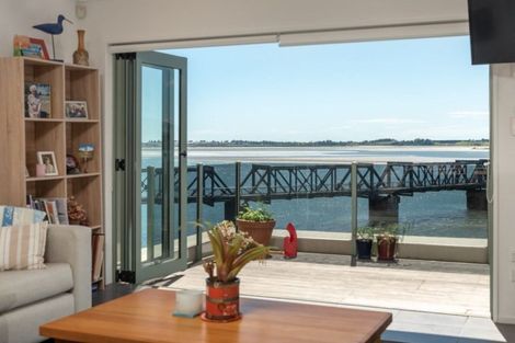 Photo of property in 4/6 Elizabeth Street, Tauranga, 3110