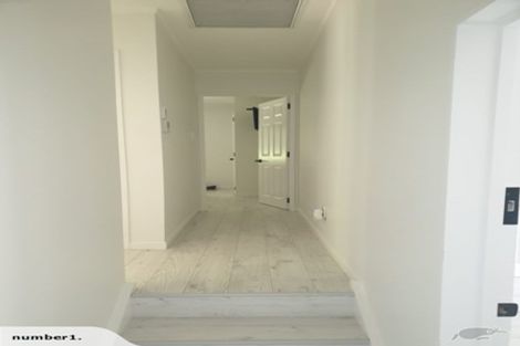 Photo of property in 16 Meynell Court, Glen Eden, Auckland, 0602