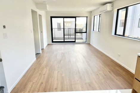 Photo of property in 2/5 Chevis Place, Pakuranga, Auckland, 2010