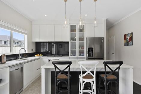 Photo of property in 19 Ballindrait Drive, Flat Bush, Auckland, 2019