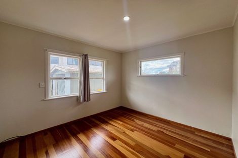 Photo of property in 35 Esperanto Road, Papatoetoe, Auckland, 2025