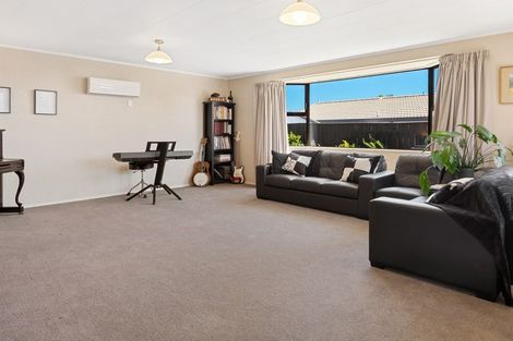 Photo of property in 5 Stead Crescent, Stoke, Nelson, 7011