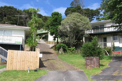 Photo of property in 6 Vari Place, Bayview, Auckland, 0629