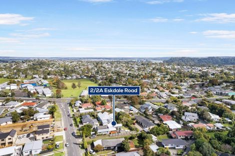 Photo of property in 2/2a Eskdale Road, Birkdale, Auckland, 0626