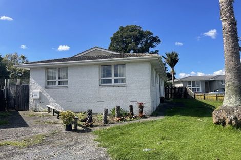 Photo of property in 64 Chichester Drive, Rosehill, Papakura, 2113