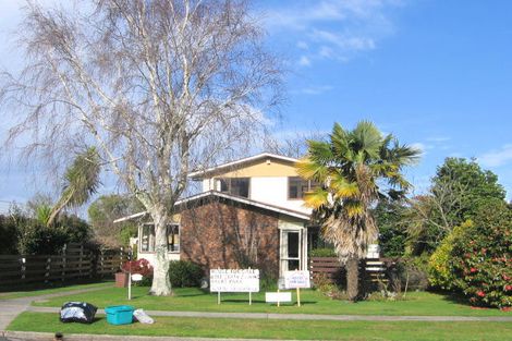 Photo of property in 95 Collins Road, Melville, Hamilton, 3206