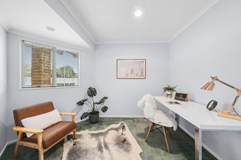 Photo of property in 4 Adam Lile Drive, Highlands Park, New Plymouth, 4312