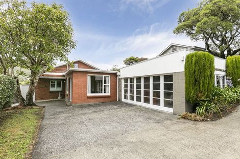 Photo of property in 8 Aplin Terrace, Ngaio, Wellington, 6035